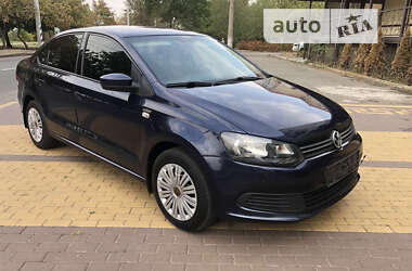 Седан Volkswagen Polo 2013 в Николаеве