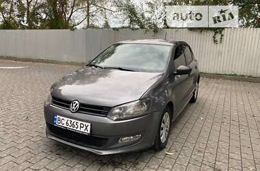 Хэтчбек Volkswagen Polo 2010 в Львове