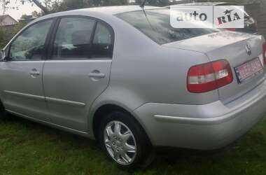 Седан Volkswagen Polo 2005 в Луцьку