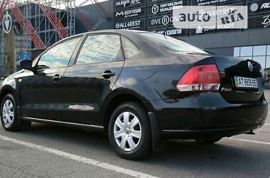 Седан Volkswagen Polo 2012 в Калуші