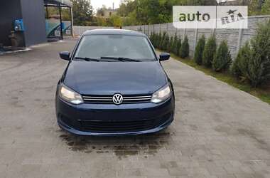 Седан Volkswagen Polo 2012 в Городищеві