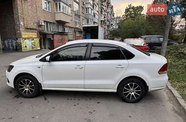 Седан Volkswagen Polo 2011 в Києві