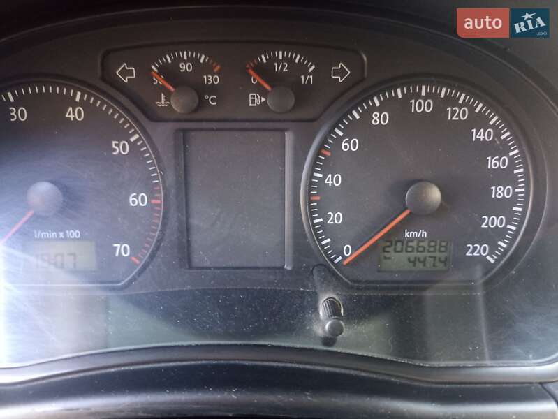 Хетчбек Volkswagen Polo 2006 в Могилів-Подільському