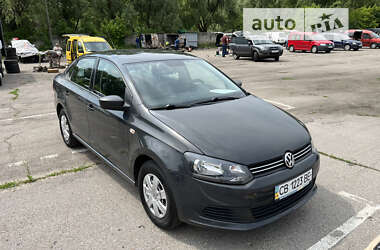 Седан Volkswagen Polo 2012 в Чернігові