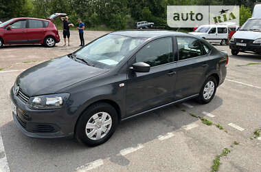 Седан Volkswagen Polo 2012 в Чернігові