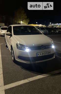 Седан Volkswagen Polo 2011 в Днепре