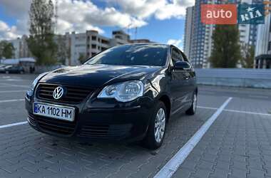 Хетчбек Volkswagen Polo 2006 в Києві