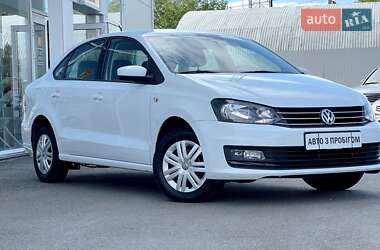 Седан Volkswagen Polo 2019 в Киеве