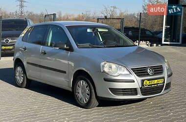 Хэтчбек Volkswagen Polo 2005 в Черновцах