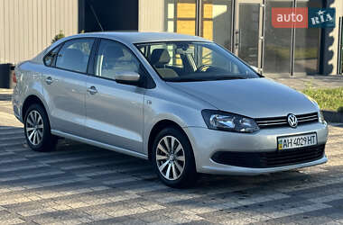 Седан Volkswagen Polo 2012 в Львове