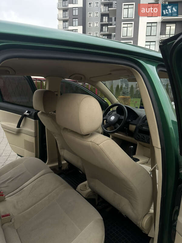 Хэтчбек Volkswagen Polo 2002 в Ивано-Франковске