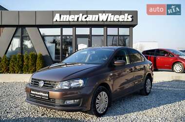 Седан Volkswagen Polo 2016 в Черновцах