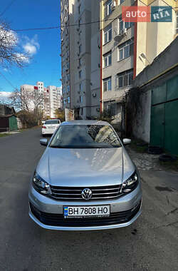 Седан Volkswagen Polo 2017 в Одессе