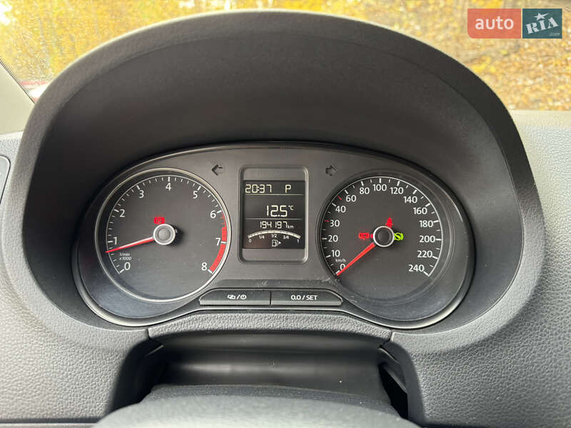Седан Volkswagen Polo 2017 в Киеве
