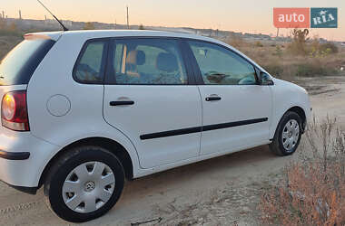 Хэтчбек Volkswagen Polo 2008 в Ирпене