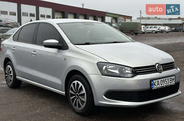 Седан Volkswagen Polo 2012 в Сумах