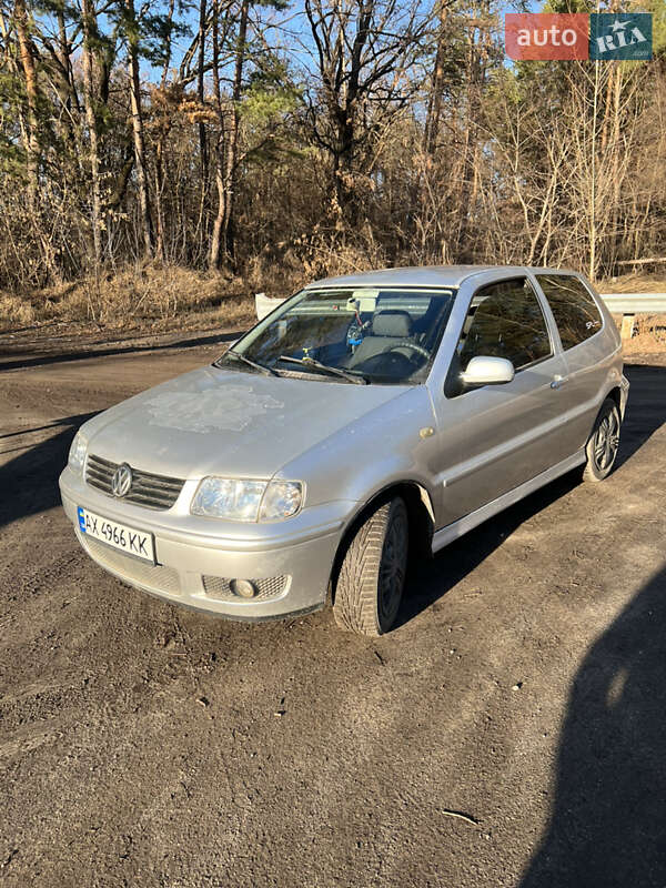 Хэтчбек Volkswagen Polo 2000 в Харькове