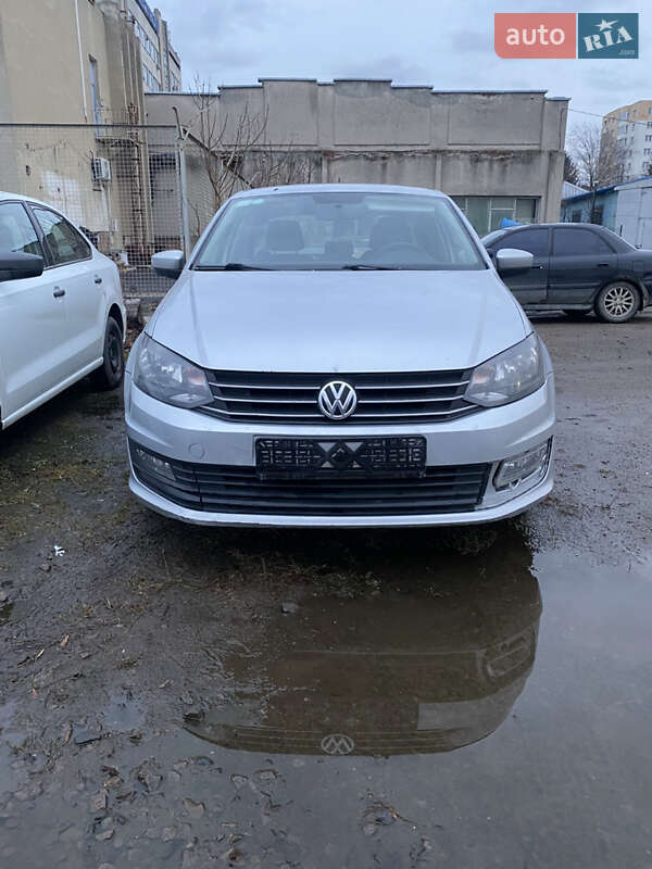 Седан Volkswagen Polo 2018 в Львові