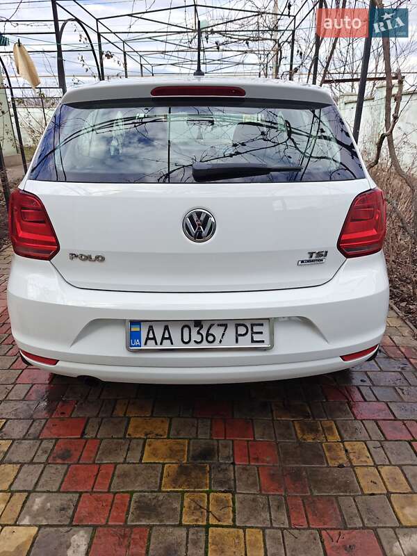 Хетчбек Volkswagen Polo 2016 в Гайвороні