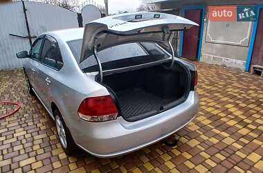 Седан Volkswagen Polo 2011 в 