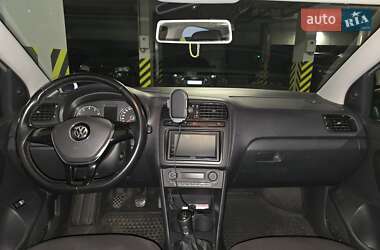 Седан Volkswagen Polo 2017 в 