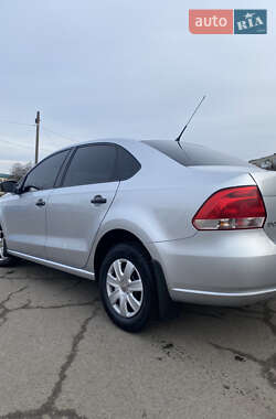 Седан Volkswagen Polo 2011 в Лозовій