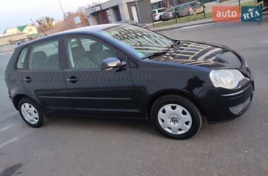 Хетчбек Volkswagen Polo 2006 в Луцьку