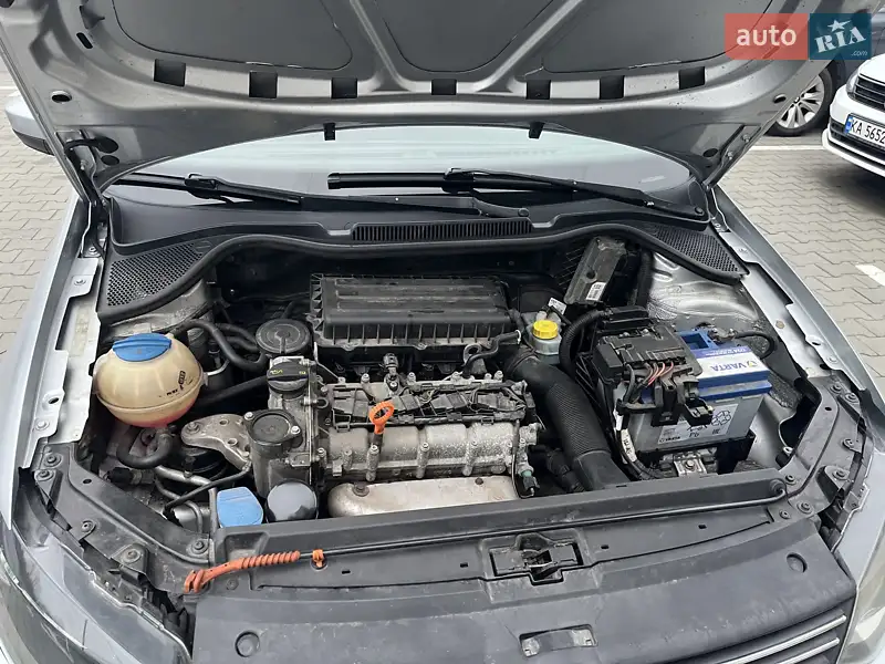 Седан Volkswagen Polo 2012 в 