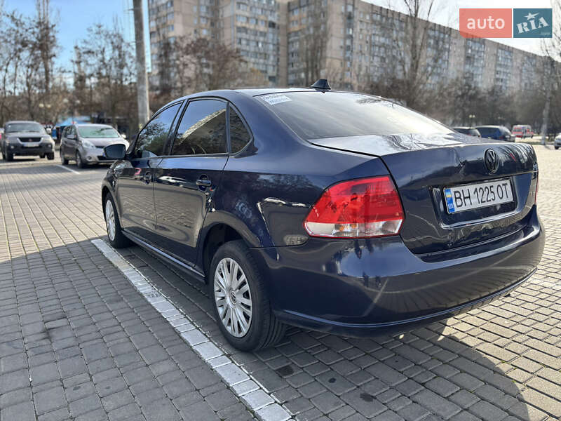 Седан Volkswagen Polo 2011 в Одессе