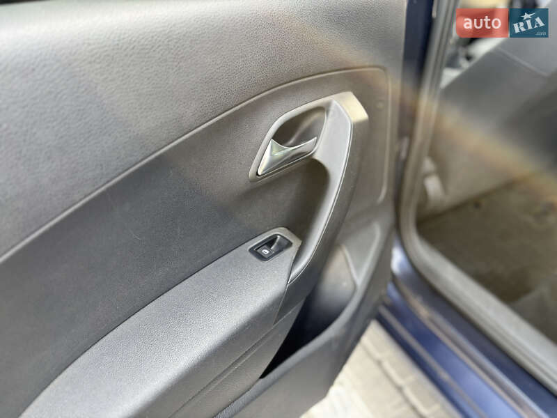 Седан Volkswagen Polo 2011 в Одессе