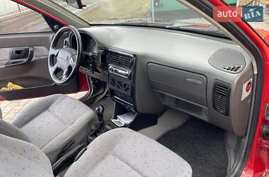 Седан Volkswagen Polo 1997 в Черновцах