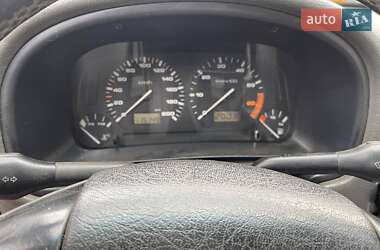 Седан Volkswagen Polo 1997 в Черновцах