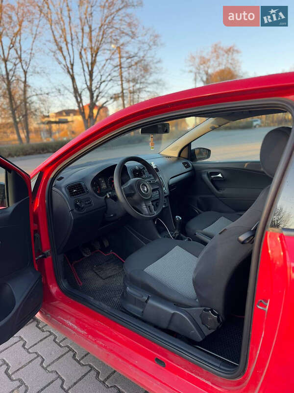 Хетчбек Volkswagen Polo 2012 в Миргороді