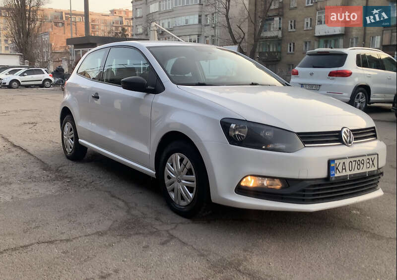 Хэтчбек Volkswagen Polo 2016 в Киеве