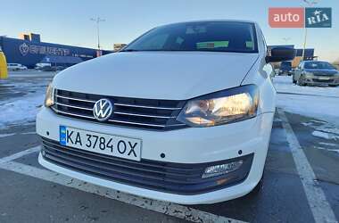 Седан Volkswagen Polo 2019 в Киеве