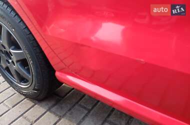 Хэтчбек Volkswagen Polo 2011 в 