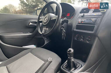 Седан Volkswagen Polo 2011 в 