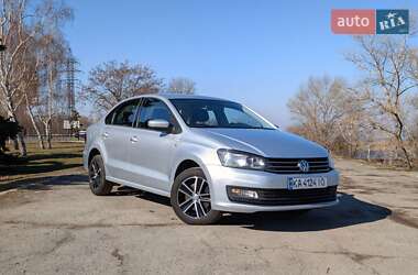 Седан Volkswagen Polo 2018 в Днепре