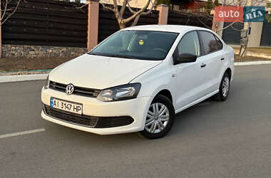 Седан Volkswagen Polo 2013 в Дніпрі