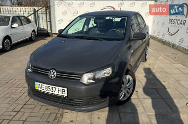 Седан Volkswagen Polo 2012 в Днепре