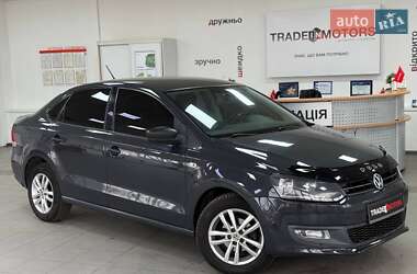 Седан Volkswagen Polo 2013 в Киеве