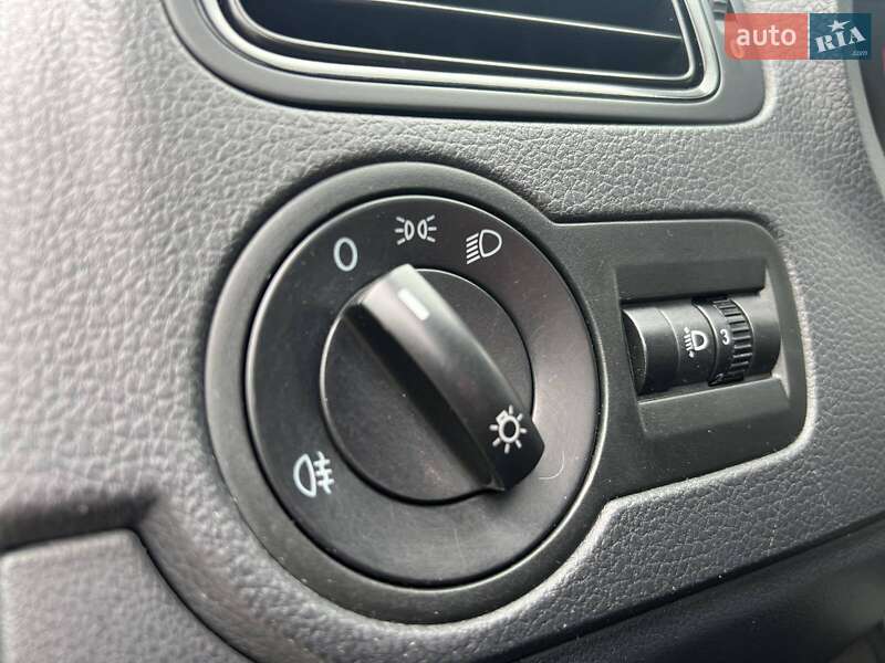 Седан Volkswagen Polo 2012 в Киеве фото 16 Седан Volkswagen Polo 2012 в Киеве