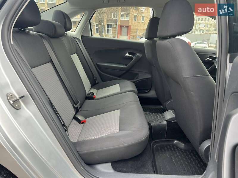 Седан Volkswagen Polo 2012 в Киеве фото 33 Седан Volkswagen Polo 2012 в Киеве