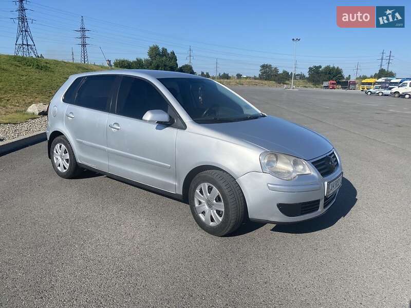 Хетчбек Volkswagen Polo 2008 в Дніпрі