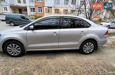 Седан Volkswagen Polo 2013 в 