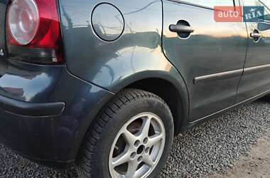 Хэтчбек Volkswagen Polo 2006 в 