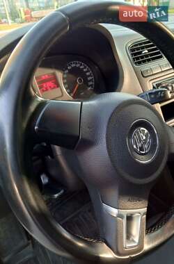 Седан Volkswagen Polo 2012 в 