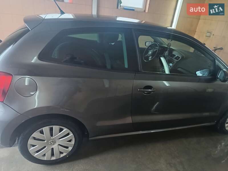 Хэтчбек Volkswagen Polo 2010 в Старом Самборе фото 11 Хэтчбек Volkswagen Polo 2010 в Старом Самборе