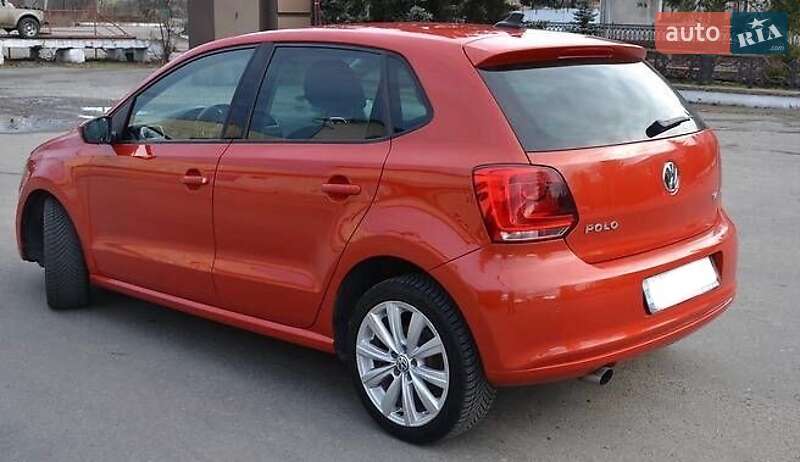 Хетчбек Volkswagen Polo 2010 в Івано-Франківську