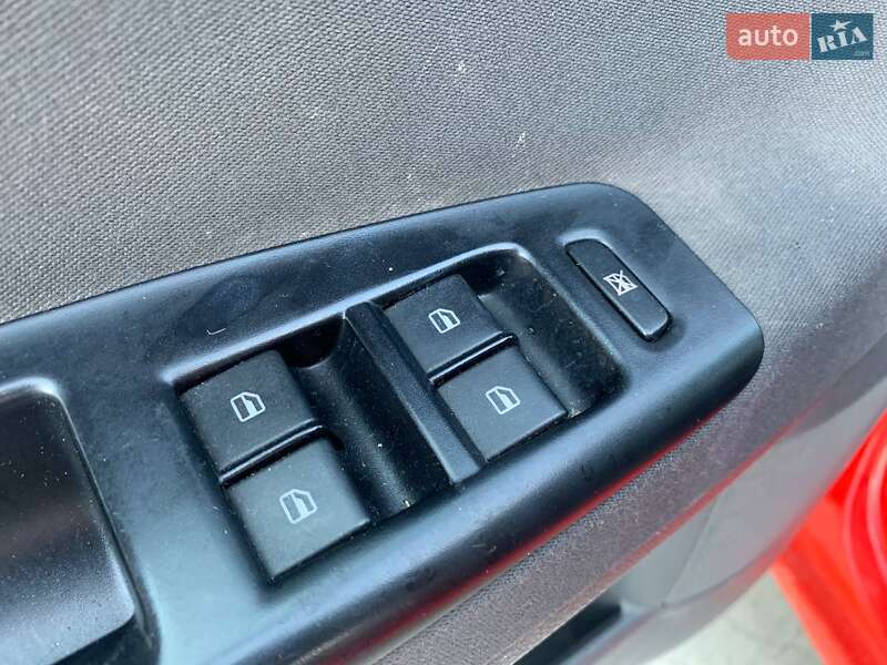 Хэтчбек Volkswagen Polo 2007 в Киеве